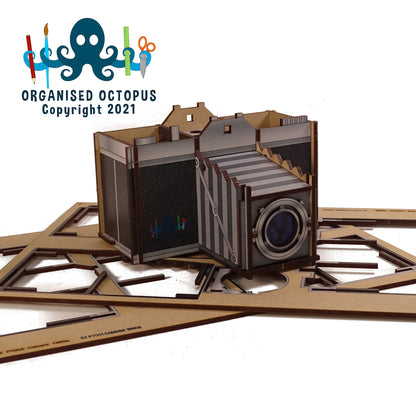 1960s Bellows Lens Camera